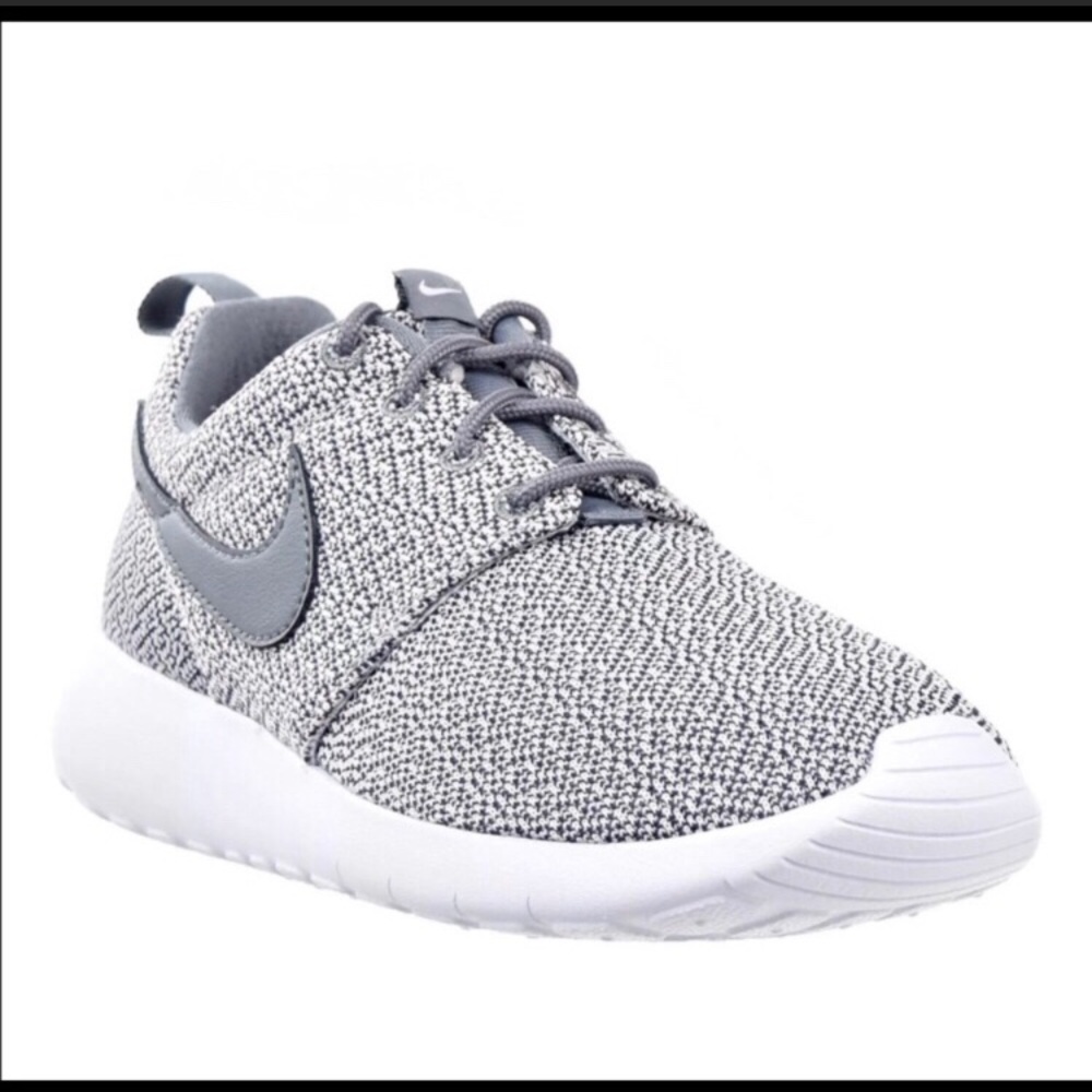 Nike Roshe One Gray Running Shoes